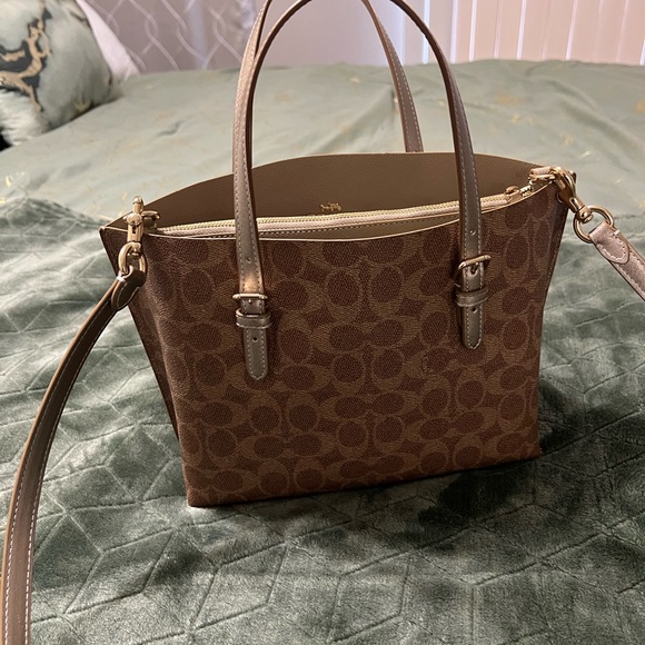 Coach Mollie Tote Bag 25 In Signature Canvas - Picture 2 of 6
